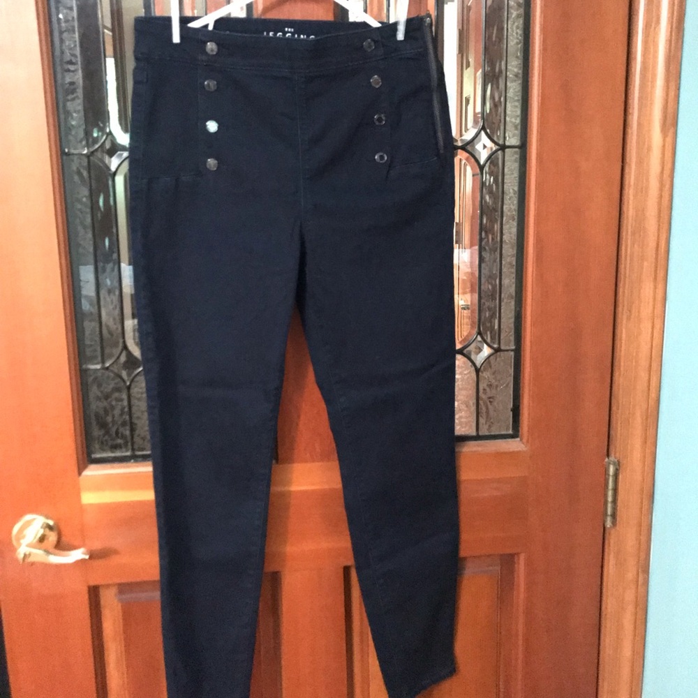 Whire House Black Market Jeggings